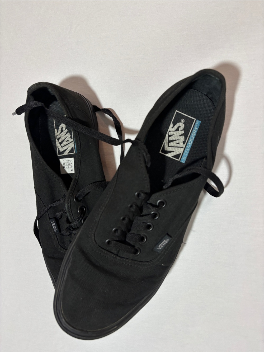 Vans Authentic Black Canvas Sneakers Unisex Men’s 9.5 Women’s 11 Platform Shoes